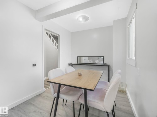 11532 88 Street, Edmonton, AB - Indoor Photo Showing Dining Room
