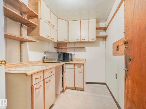 11408 81 Street, Edmonton, AB - Indoor Photo Showing Kitchen