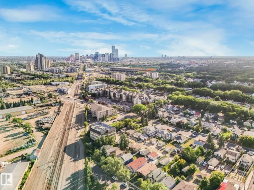 11408 81 Street, Edmonton, AB - Outdoor With View