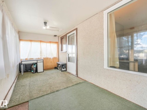 11408 81 Street, Edmonton, AB - Indoor Photo Showing Other Room