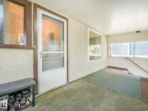 11408 81 Street, Edmonton, AB - Indoor Photo Showing Other Room