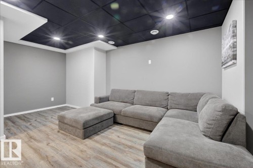 3623 13 Street, Edmonton, AB - Indoor