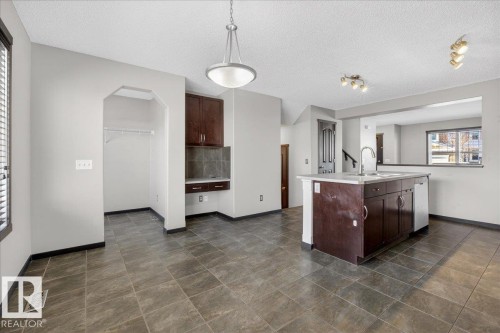 3623 13 Street, Edmonton, AB - Indoor Photo Showing Kitchen