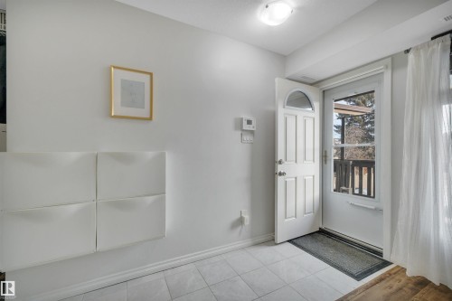 5926 172 Street, Edmonton, AB - Indoor Photo Showing Other Room