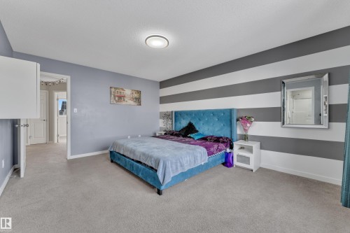 5516 5 Avenue, Edmonton, AB - Indoor Photo Showing Bedroom