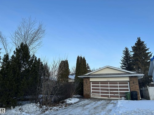 3721 103B Street, Edmonton, AB - Outdoor