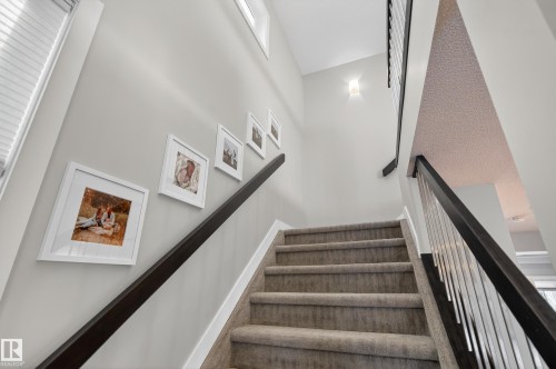 11016 122 Street Nw, Edmonton, AB - Indoor Photo Showing Other Room