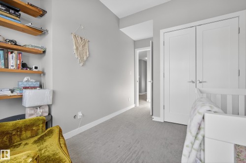 11016 122 Street Nw, Edmonton, AB - Indoor