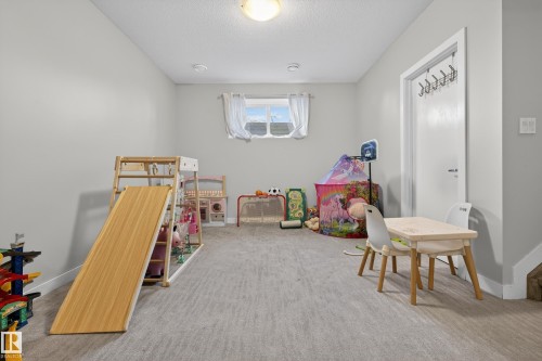 11016 122 Street Nw, Edmonton, AB - Indoor Photo Showing Other Room