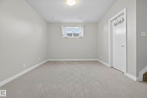 11016 122 Street Nw, Edmonton, AB - Indoor Photo Showing Other Room