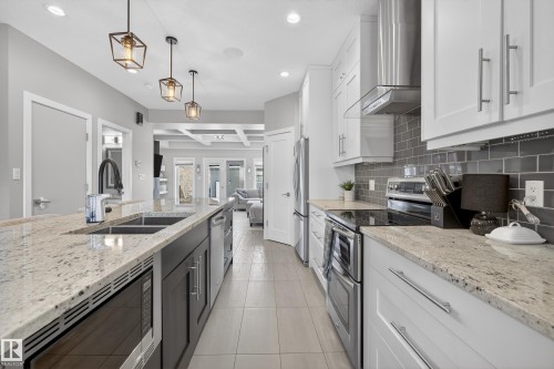 11016 122 Street Nw, Edmonton, AB - Indoor Photo Showing Kitchen With Double Sink With Upgraded Kitchen