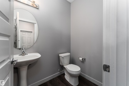 16740 120 Street, Edmonton, AB - Indoor Photo Showing Bathroom