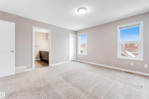 245 Ebbers Boulevard, Edmonton, AB - Indoor Photo Showing Other Room