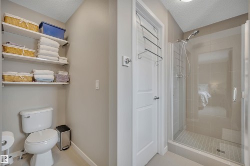 2394 Cassidy Way, Edmonton, AB - Indoor Photo Showing Bathroom
