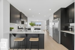 189 GRIESBACH Road  Edmonton, AB T5E 6Z9