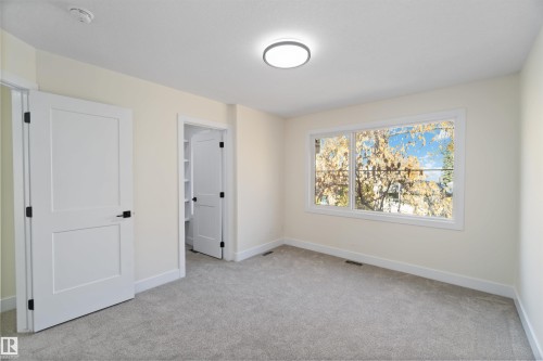 8319 81Ave, Edmonton, AB - Indoor Photo Showing Other Room