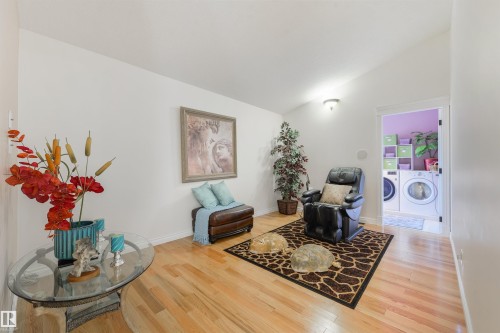 9720 65 Avenue, Edmonton, AB - Indoor