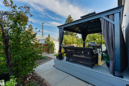 9720 65 Avenue, Edmonton, AB - Outdoor