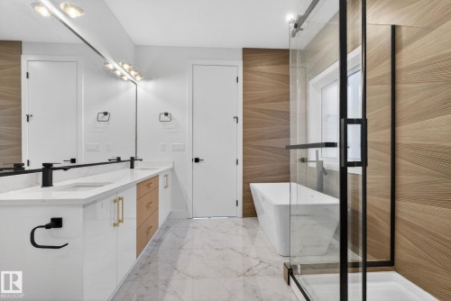 92 Eldridge Point(E), St. Albert, AB - Indoor Photo Showing Bathroom