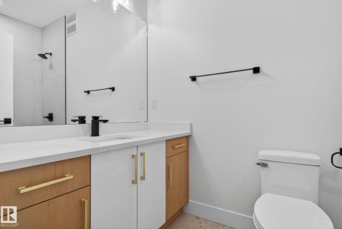 92 Eldridge Point(E), St. Albert, AB - Indoor Photo Showing Bathroom