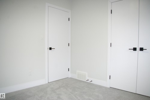 3706 46 Avenue, Beaumont, AB - Indoor Photo Showing Other Room