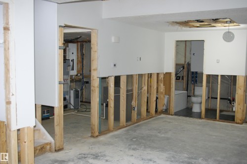 3706 46 Avenue, Beaumont, AB - Indoor