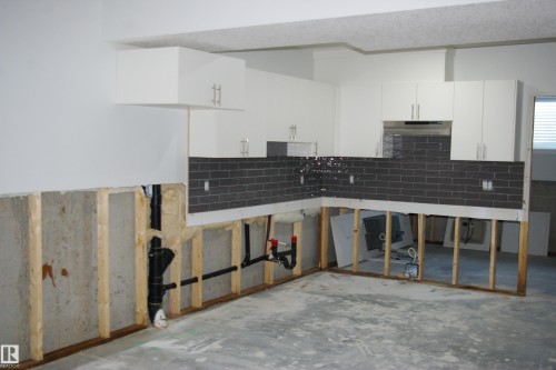 3706 46 Avenue, Beaumont, AB - Indoor