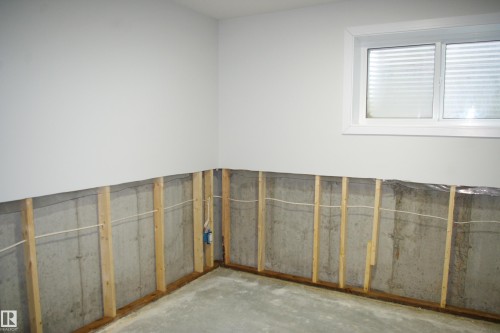 3706 46 Avenue, Beaumont, AB - Indoor Photo Showing Other Room