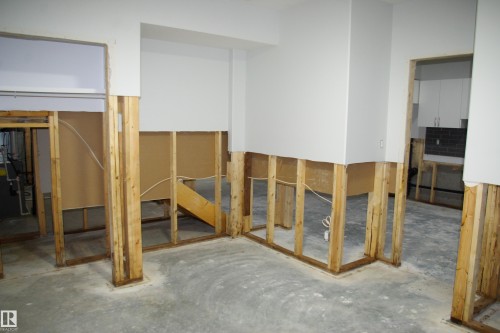 3706 46 Avenue, Beaumont, AB - Indoor