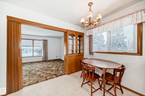 13116 128A Avenue, Edmonton, AB - Indoor Photo Showing Dining Room