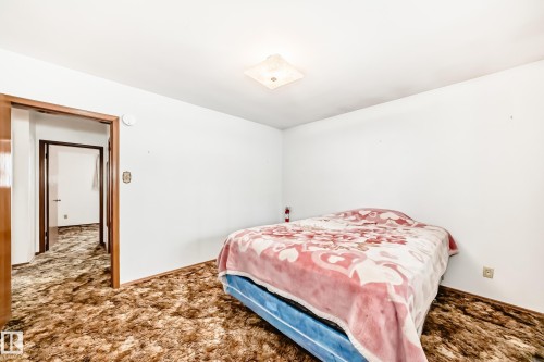 13116 128A Avenue, Edmonton, AB - Indoor Photo Showing Bedroom