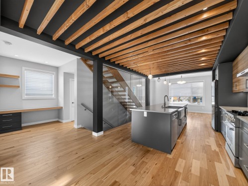 9803 74 Avenue, Edmonton, AB - Indoor Photo Showing Kitchen