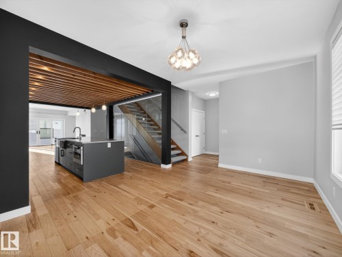 9803 74 Avenue, Edmonton, AB - Indoor