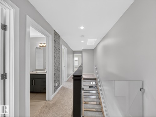 9803 74 Avenue, Edmonton, AB - Indoor Photo Showing Other Room