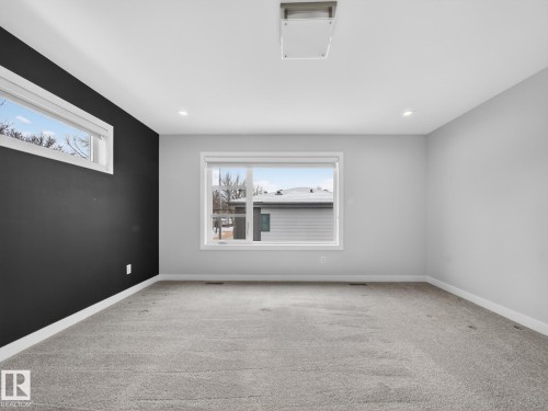 9803 74 Avenue, Edmonton, AB - Indoor Photo Showing Other Room