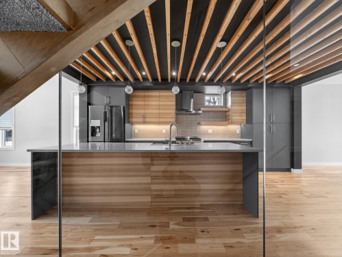 9803 74 Avenue, Edmonton, AB - Indoor Photo Showing Other Room