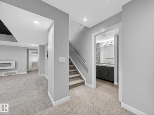 9803 74 Avenue, Edmonton, AB - Indoor Photo Showing Other Room