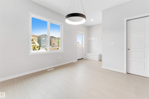 1027 Aster Boulevard, Edmonton, AB - Indoor Photo Showing Other Room