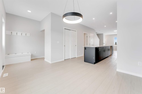 1027 Aster Boulevard, Edmonton, AB - Indoor