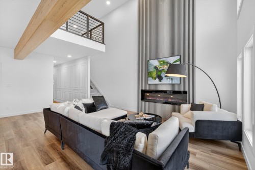 34 Eldridge Point(E), St. Albert, AB - Indoor Photo Showing Dining Room