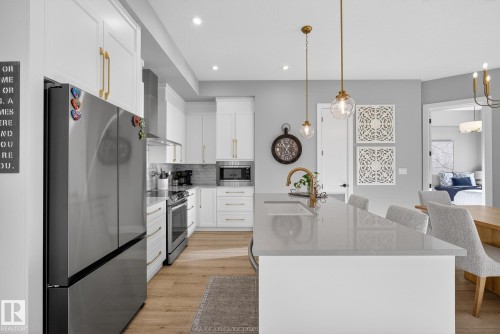 401 7471 May Common, Edmonton, AB - Indoor Photo Showing Kitchen With Double Sink