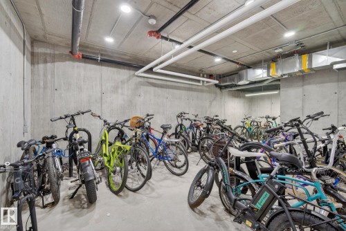 401 7471 May Common, Edmonton, AB - Indoor