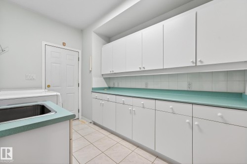 83 53302 Rge Road 261, Rural Parkland County, AB - Indoor Photo Showing Kitchen