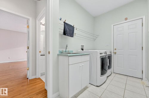 83 53302 Rge Road 261, Rural Parkland County, AB - Indoor Photo Showing Laundry Room