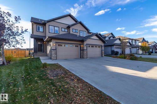 7257 Armour Crescent, Edmonton, AB - Outdoor With Facade