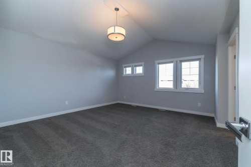 7257 Armour Crescent, Edmonton, AB - Indoor Photo Showing Other Room