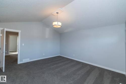 7257 Armour Crescent, Edmonton, AB - Indoor Photo Showing Other Room