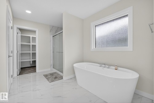 2017 Flycatcher Point(E), Edmonton, AB - Indoor Photo Showing Bathroom