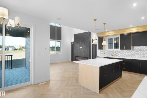 27 Trill Point(E), Spruce Grove, AB - Indoor Photo Showing Kitchen With Upgraded Kitchen