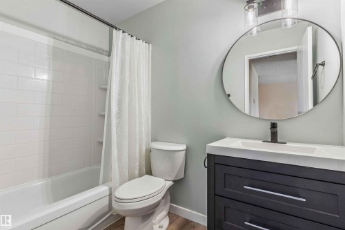 308 10730 112 Street, Edmonton, AB - Indoor Photo Showing Bathroom